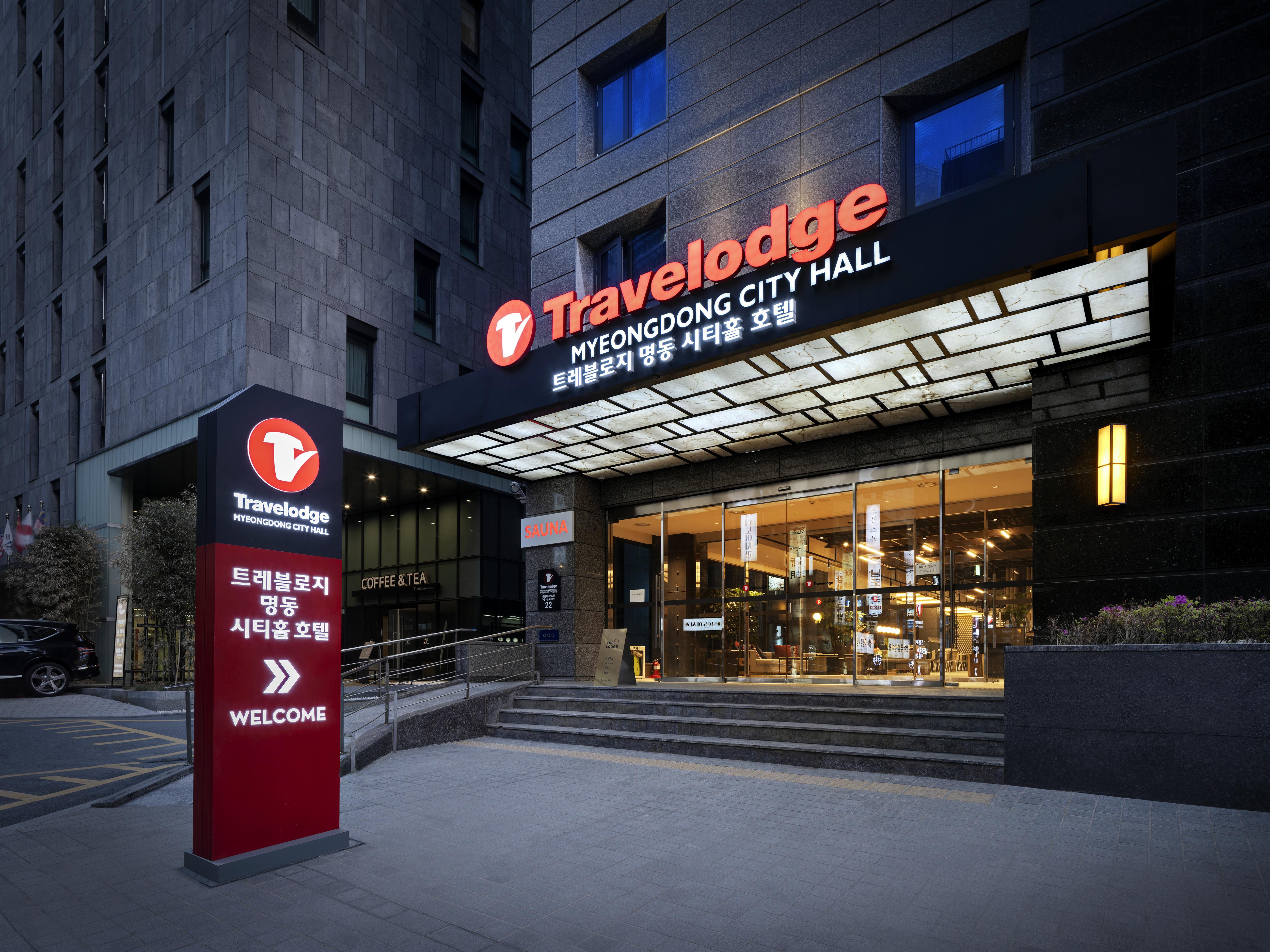 Travelodge Myeongdong City Hall Seoul Bagian luar foto